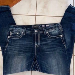 Miss me mid rise easy straight size 30 Jean